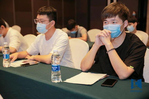 李智慧教授：人工智能领域的创新者与引路人，探索机器学习与自然语言处理的未来