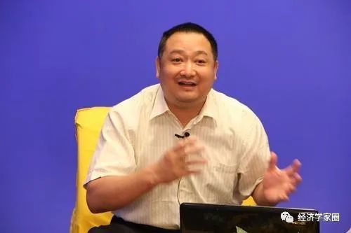 吴海军：从技术员到神舟电脑创始人，揭秘如何让电脑成为普通家庭的日常工具