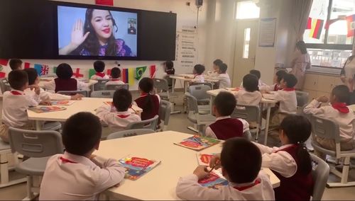 重庆二外：沉浸式外语教学与国际化校园，助您孩子轻松实现升学梦想