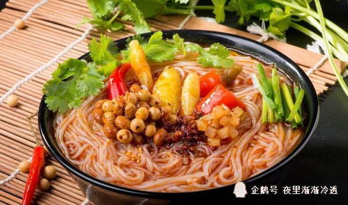 酸辣粉做法：在家轻松复刻地道川渝风味，酸辣开胃解馋又过瘾