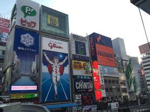 上海新世界百年传奇：从民国娱乐地标到现代购物天堂的便捷之旅