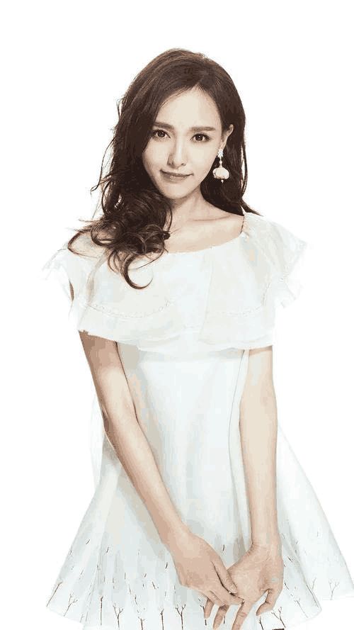 马媛：从设计助理到行业领袖，揭秘她的成功路径与设计秘籍