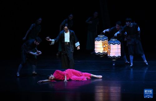 赵丽萍舞蹈艺术人生：从红色娘子军到现代创新，完整解析她的艺术成就与最新动态