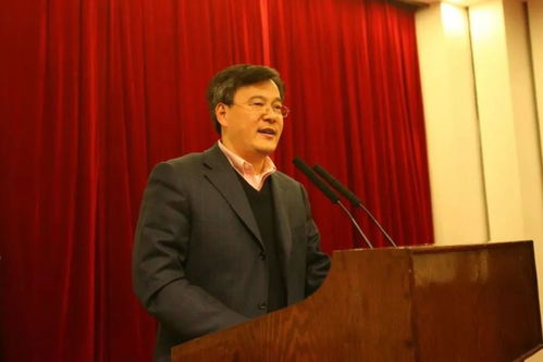 丁敏教授：新材料研发如何让复杂科技变得简单实用，解决生活难题