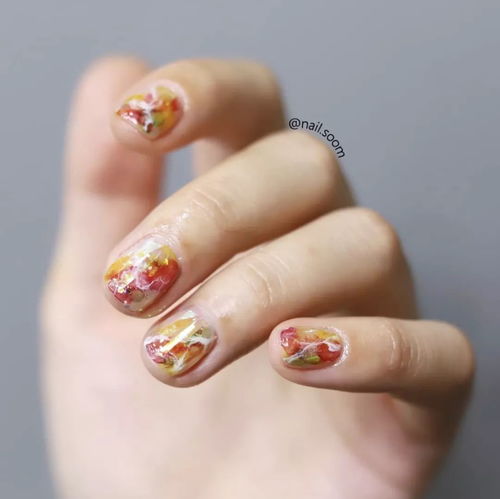 光疗美甲终极指南：从原理到款式，轻松打造持久美丽指甲