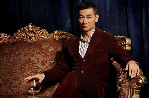 王鹏凯的演艺人生：从平凡起点到实力派演员的蜕变之路，揭秘角色塑造与成长故事