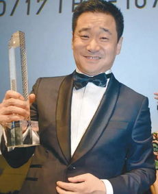 丁军：从煤矿工人到金鸡影帝，揭秘他如何用表演治愈人心的秘诀