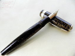 金笔选购与保养全攻略：从入门到收藏，轻松掌握指尖艺术