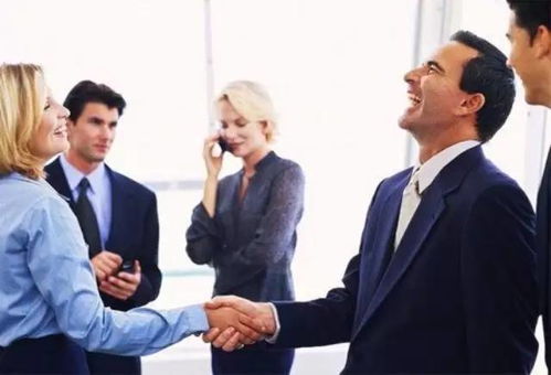 礼仪培训班：轻松掌握职场社交密码，告别尴尬瞬间