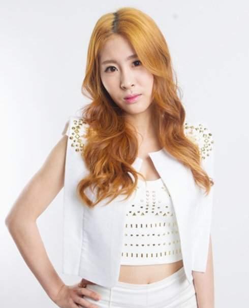 佟彤：从普通女孩到实力派演员的温暖成长之路，揭秘她的作品与生活