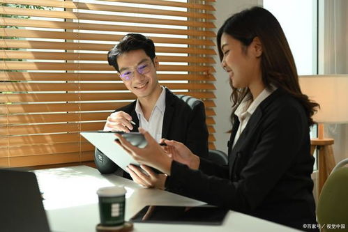 崔飞：从职场新人到行业领袖的成长秘诀，助你轻松实现职业突破