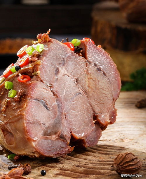 馋嘴鸭：从起源到制作，轻松掌握这道跨越三个世纪的美食秘诀