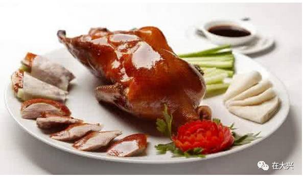 啤酒烤鸭怎么做？超详细教程揭秘酥嫩多汁秘诀，轻松在家享受美味