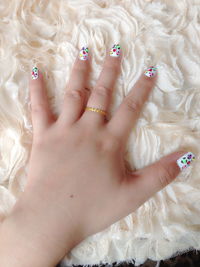 豹纹美甲终极指南：从肤色搭配到DIY教程，轻松打造时尚自信指尖