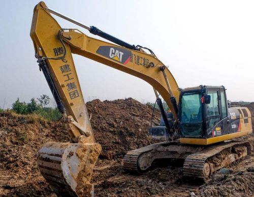 挖掘机的故事：从蒸汽动力到智能时代的便捷进化史